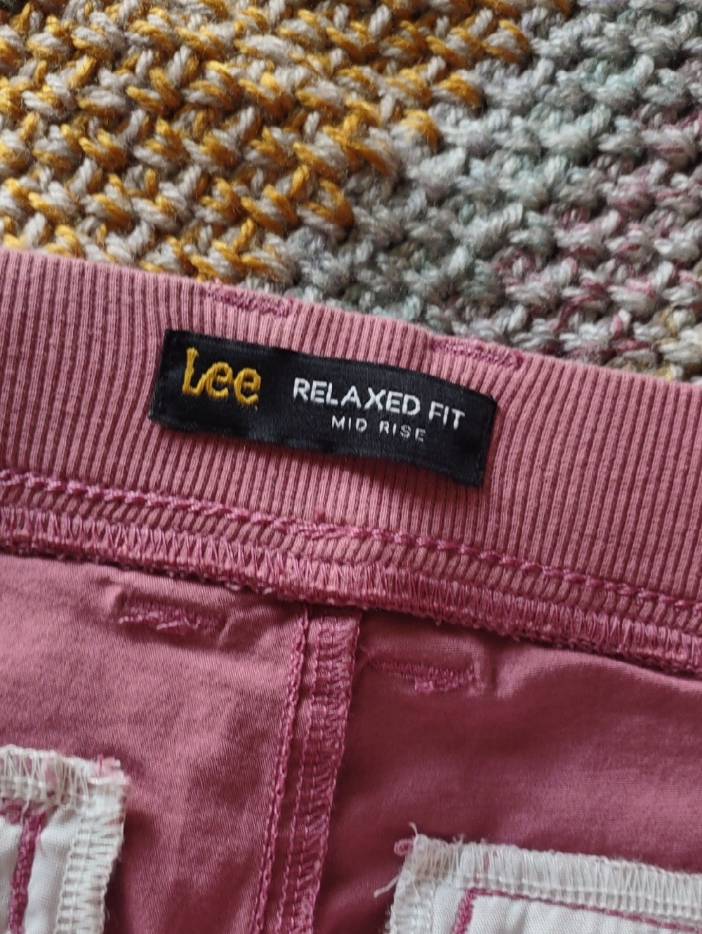 NWT Lee Midrise Utility Cropped Capri Pant Mulberry Size 14 Flex-to-go